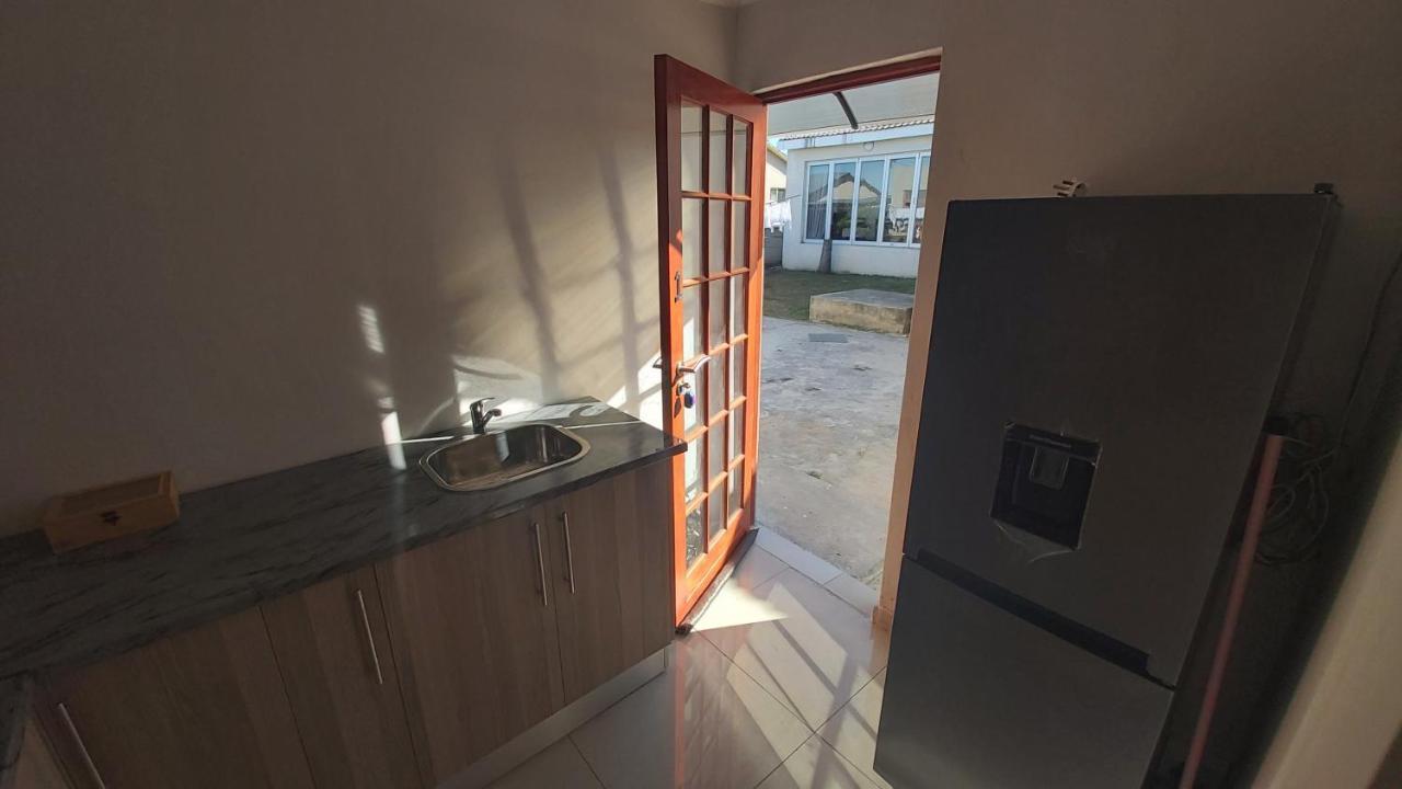 Cottage Self Catering Unit With Ensuite. East London Zewnętrze zdjęcie